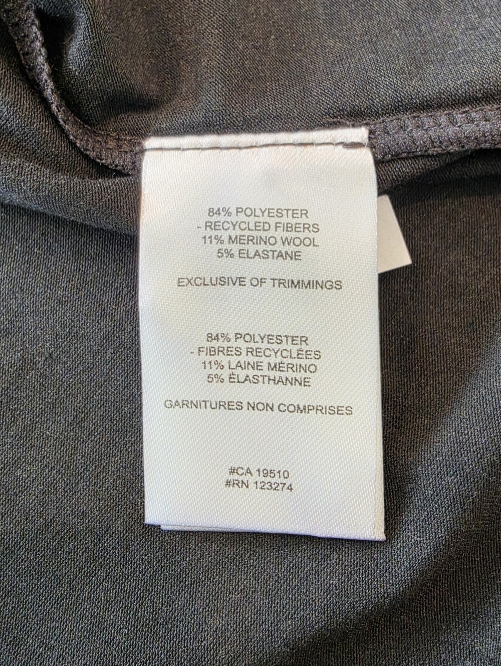 Lolë Performance Wool Tank Top Small Black Merino Blend Athletic Activewear NWT - Picture 6 of 10